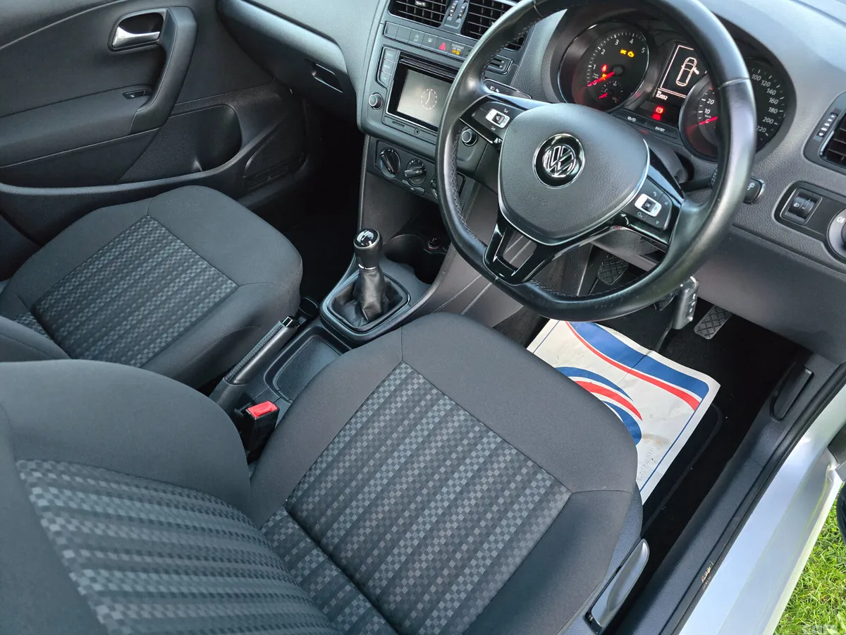 Volkswagen Polo Hatchback, Petrol, 2016, Silver