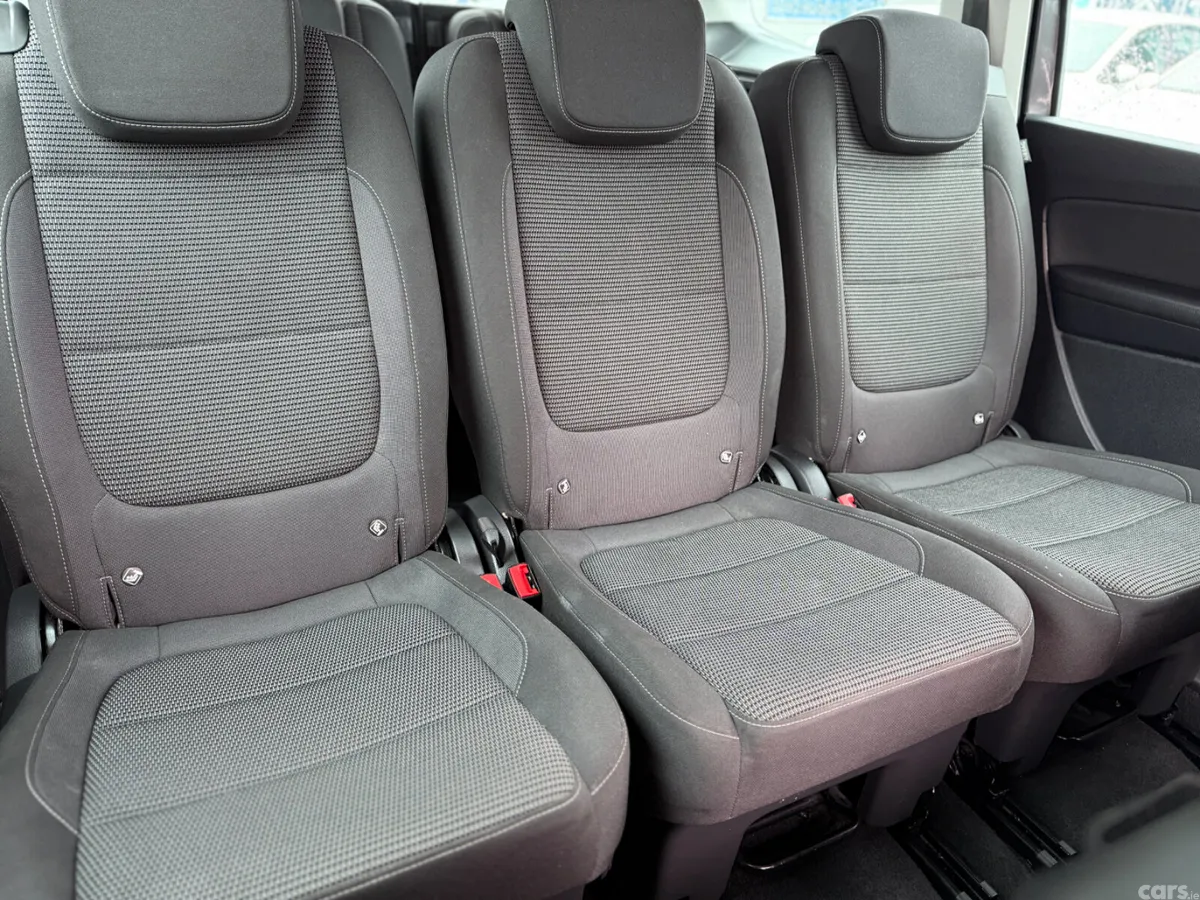 Volkswagen Sharan MPV, Diesel, 2020, Grey