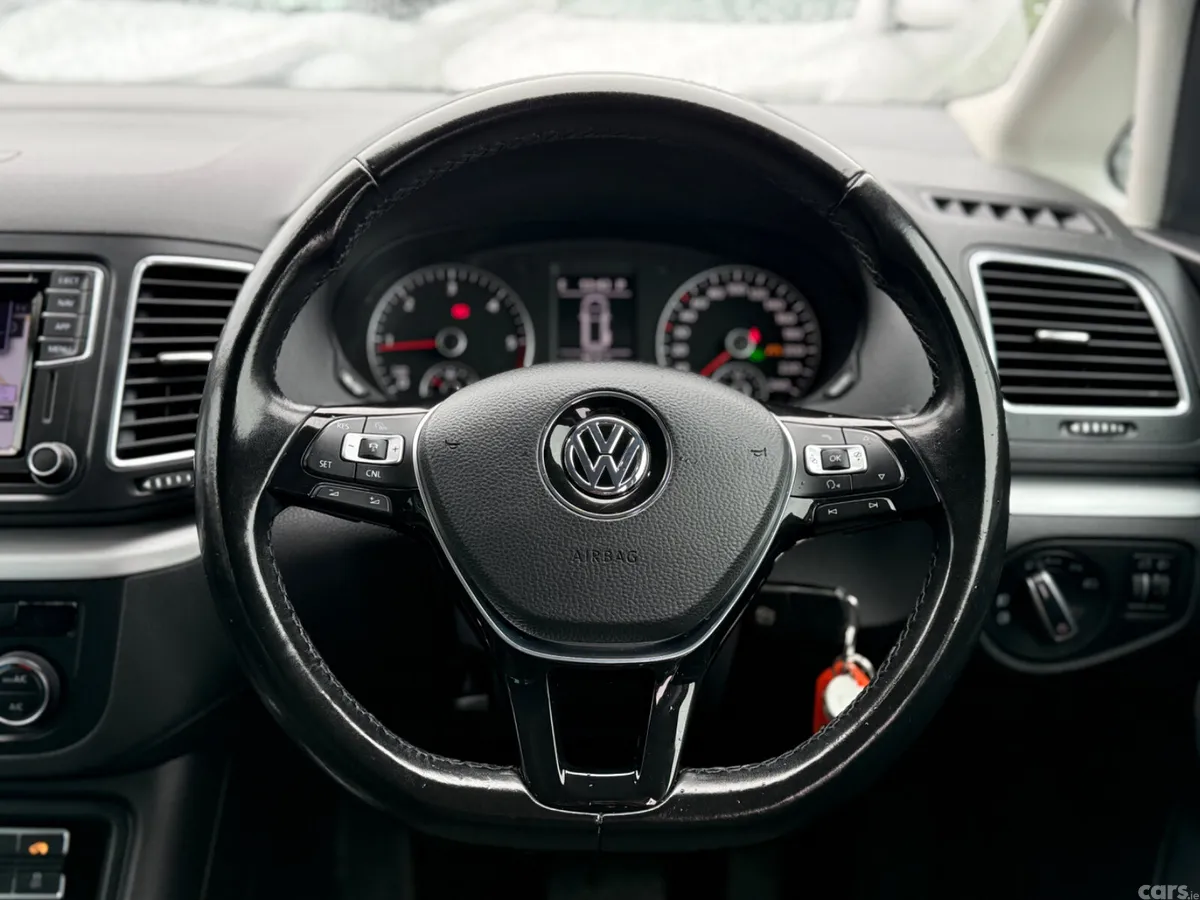 Volkswagen Sharan MPV, Diesel, 2020, Grey