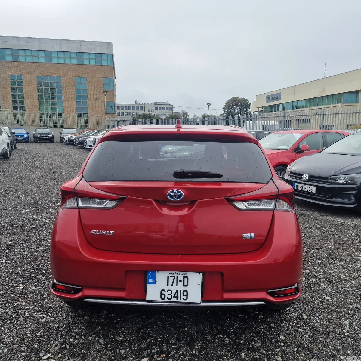Toyota Auris Hatchback, Petrol Hybrid, 2017, Red