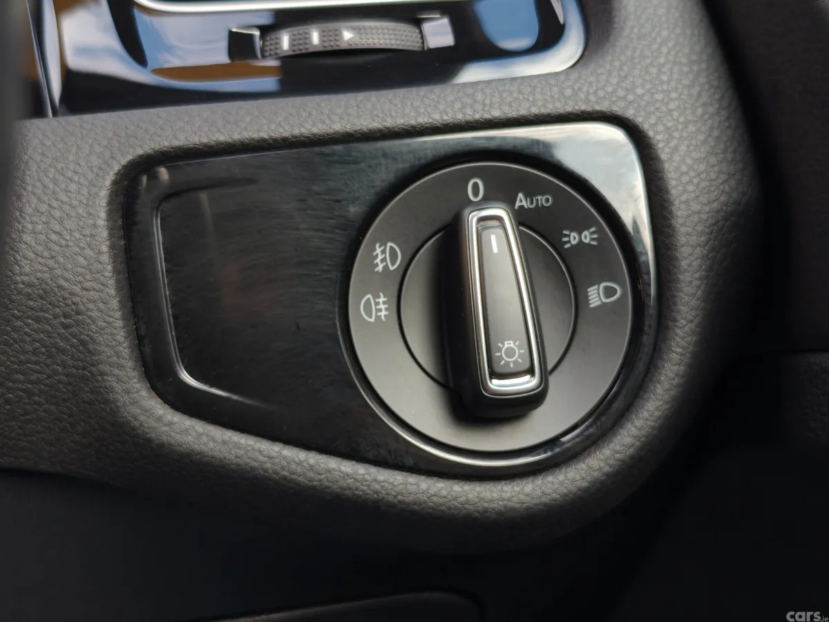 Volkswagen Golf Hatchback, Petrol, 2017, Grey