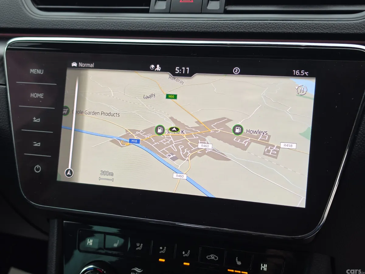 Skoda Superb Hatchback, Diesel, 2022, Grey