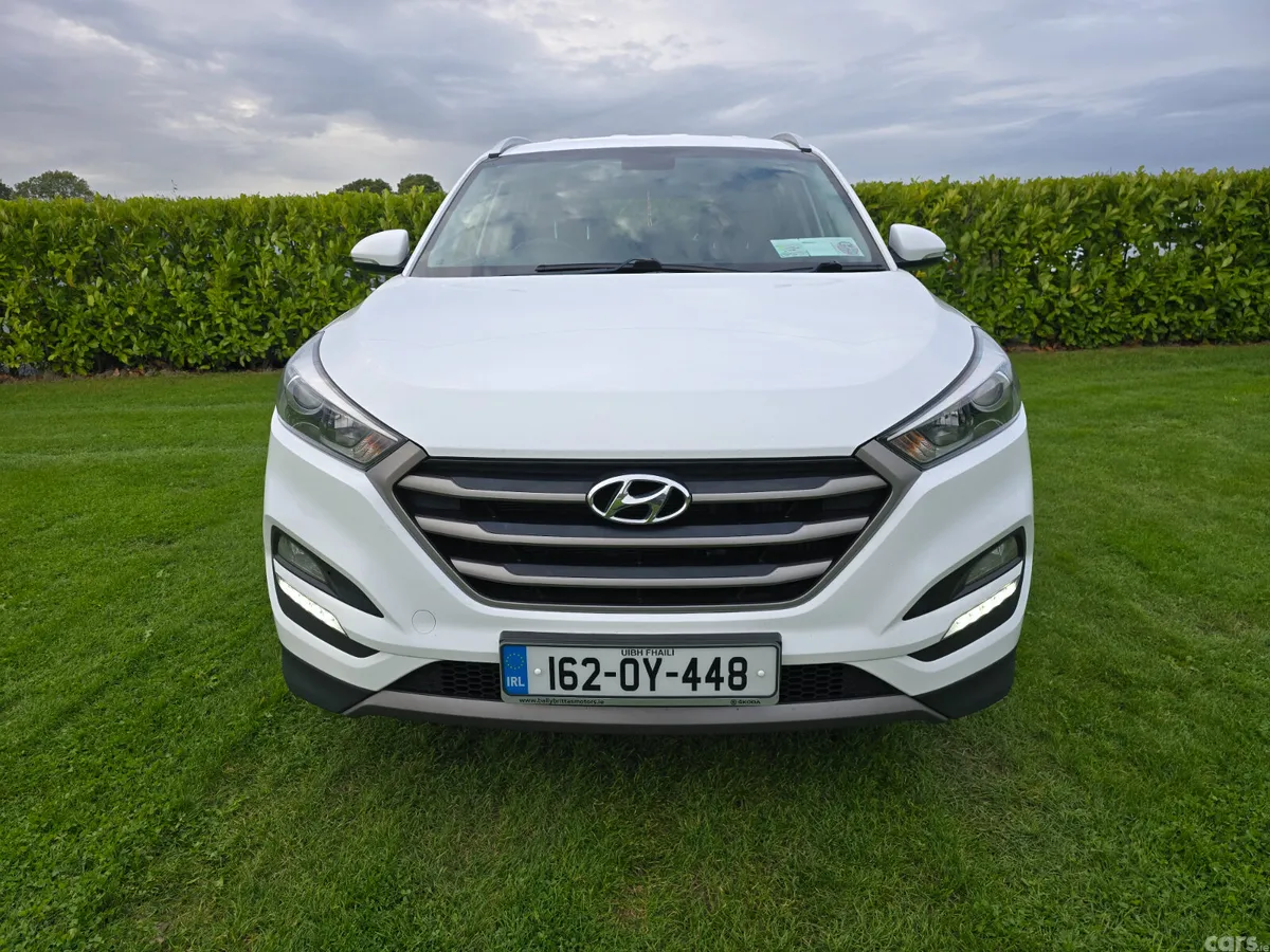 Hyundai Tucson SUV, Diesel, 2016, White