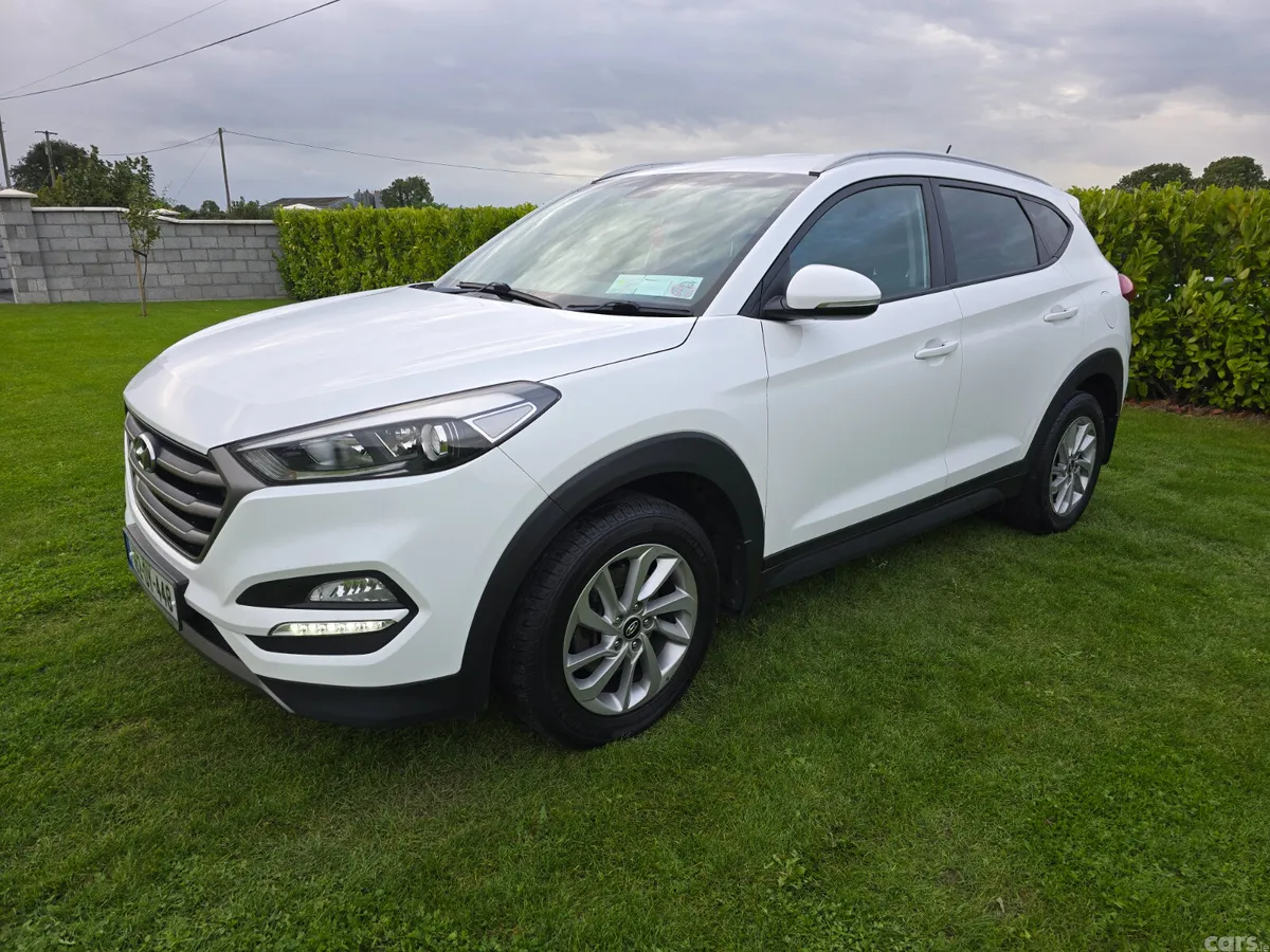 Hyundai Tucson SUV, Diesel, 2016, White
