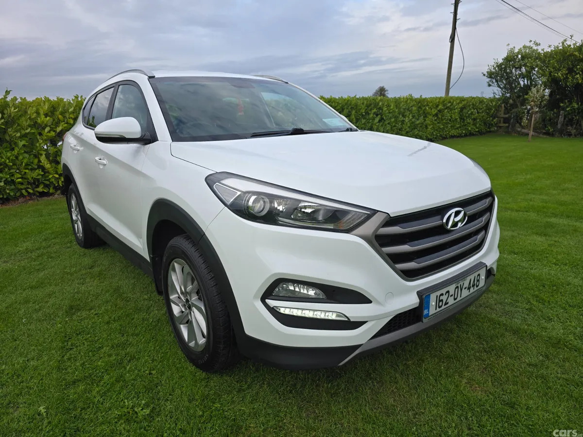 Hyundai Tucson SUV, Diesel, 2016, White