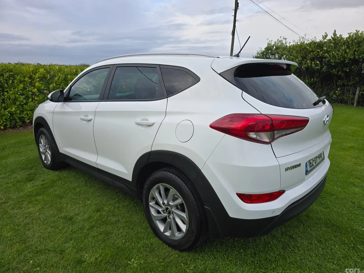 Hyundai Tucson SUV, Diesel, 2016, White