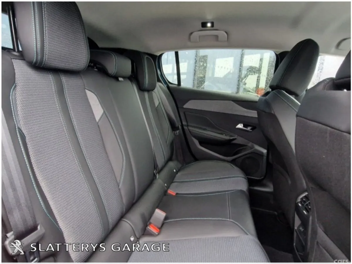 Peugeot 308 Hatchback, Electric, 2025, Blue