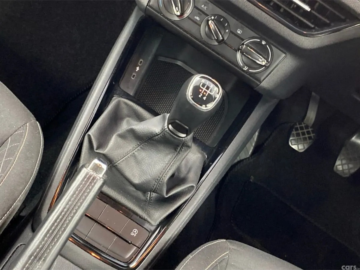 Skoda Kamiq Hatchback, Petrol, 2022, Blue
