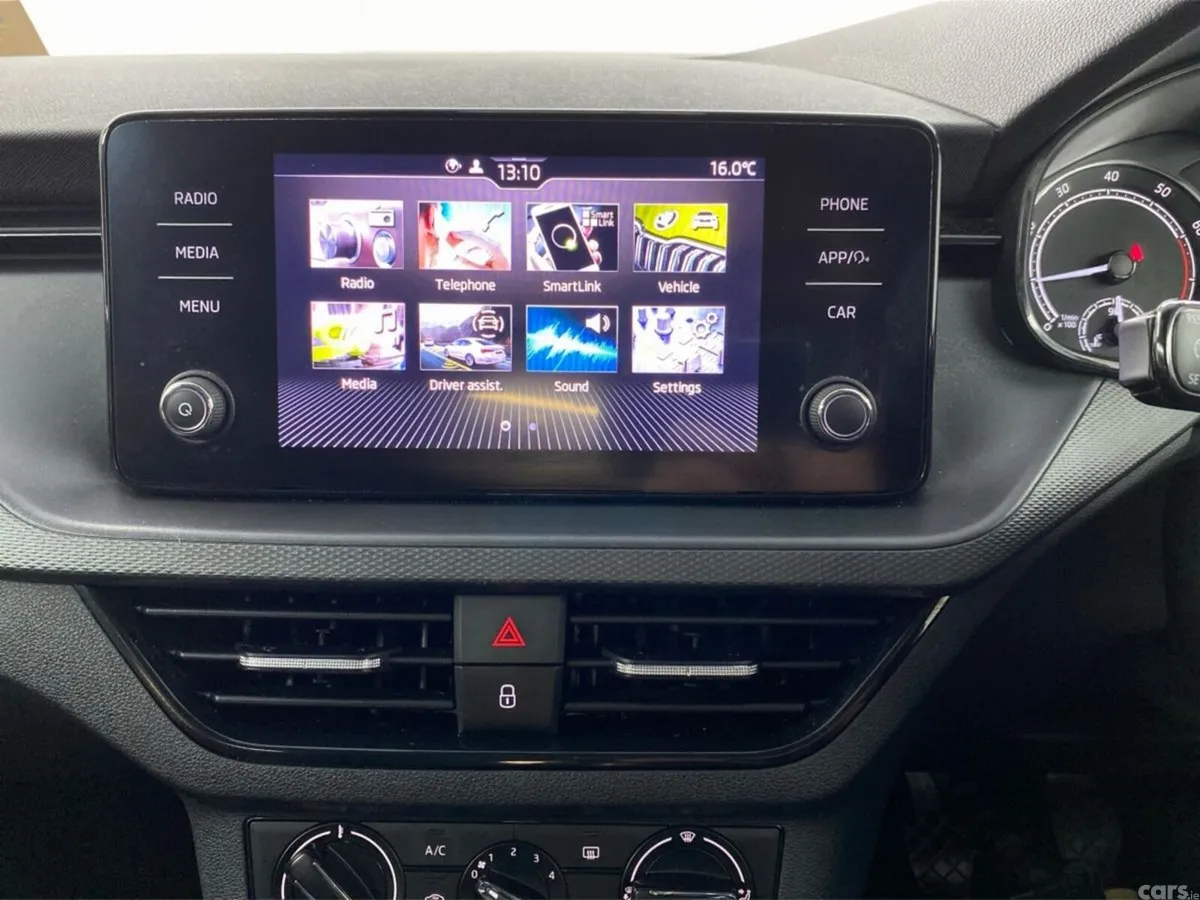 Skoda Kamiq Hatchback, Petrol, 2022, Blue