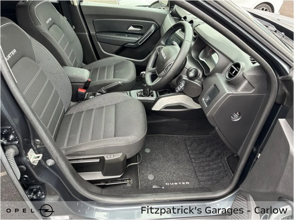 Dacia Duster SUV, Diesel, 2024, Grey