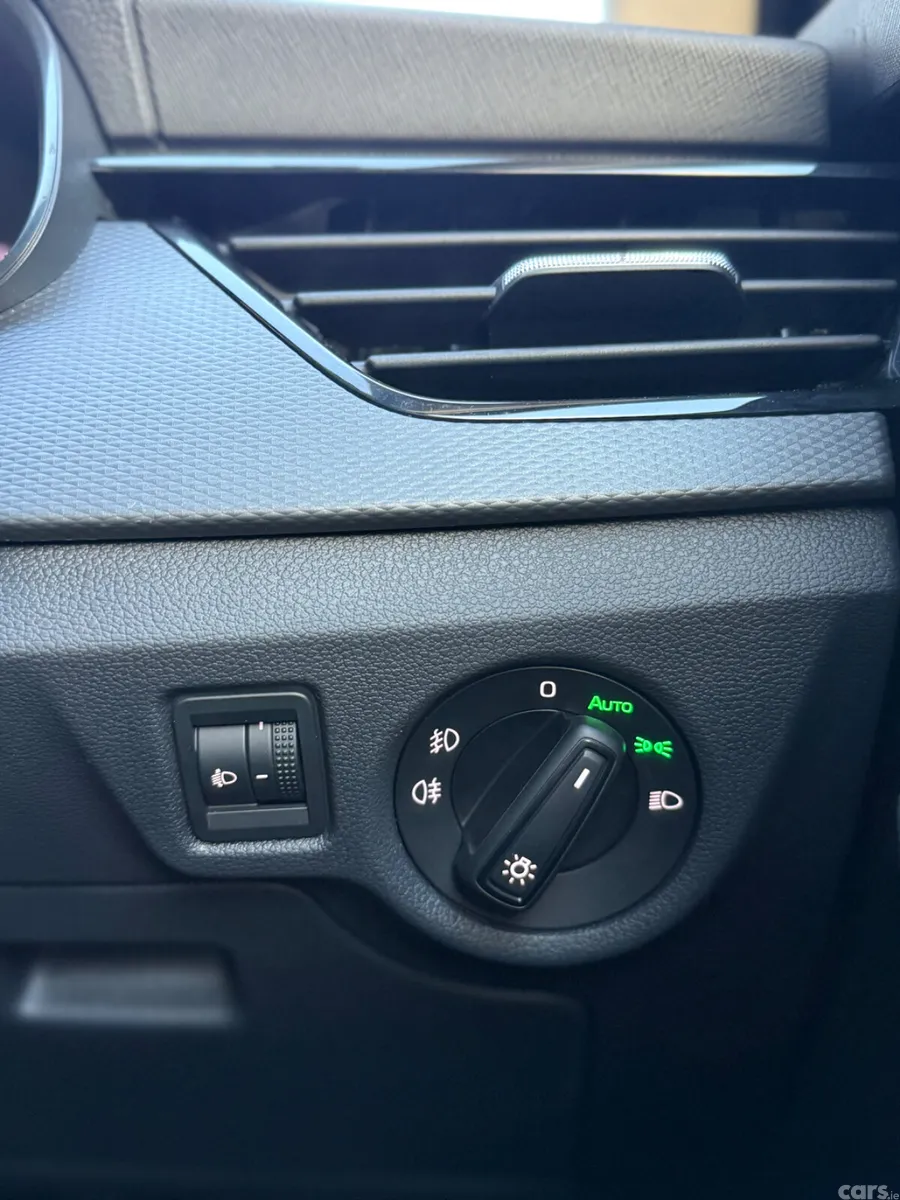 Skoda Scala Hatchback, Petrol, 2026, Black
