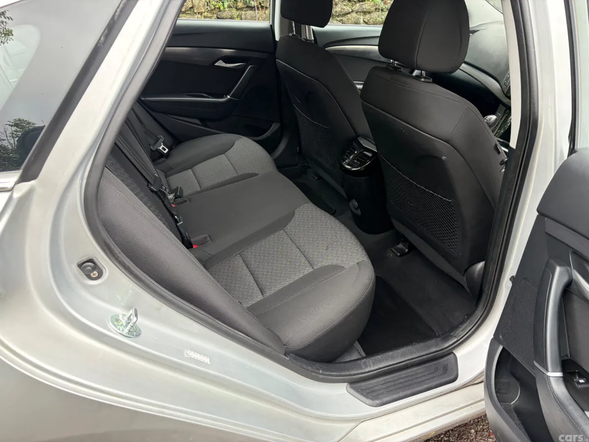 Hyundai i40 Saloon, Diesel, 2015, Silver