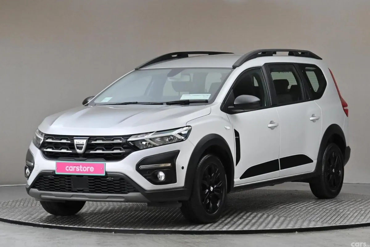 Dacia Jogger MPV, Petrol, 2023, Grey