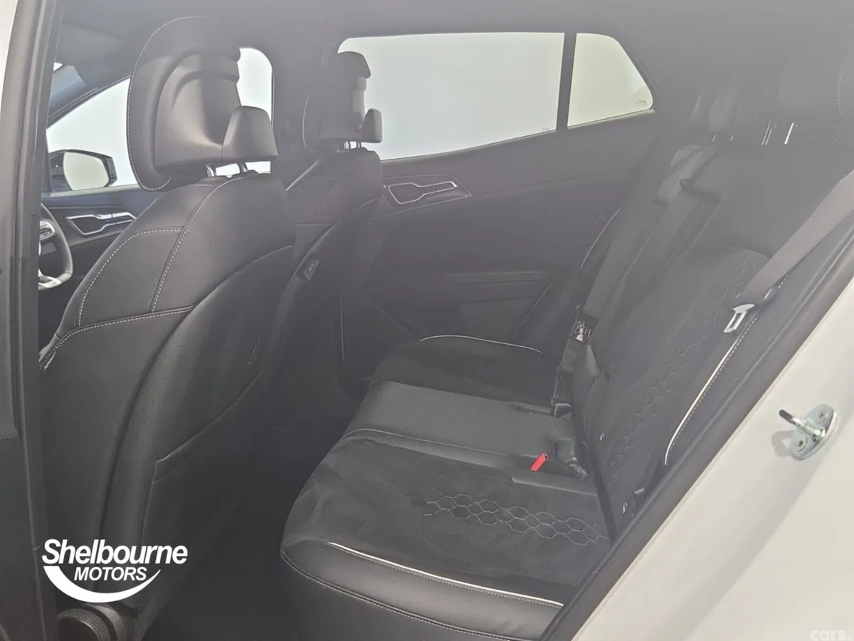 Kia Sportage SUV, Petrol, 2024, White