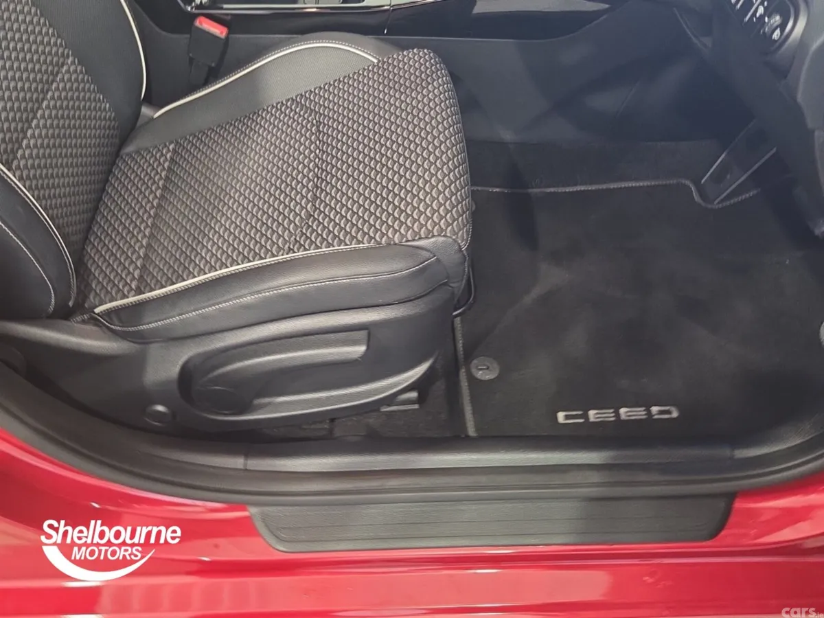 Kia Ceed Estate, Petrol, 2025, Red