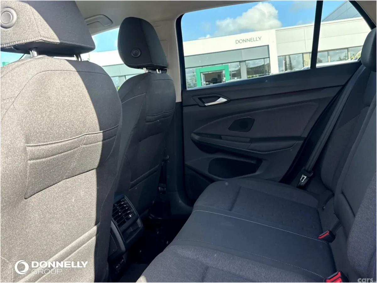 Volkswagen Golf Hatchback, Petrol, 2025, Blue