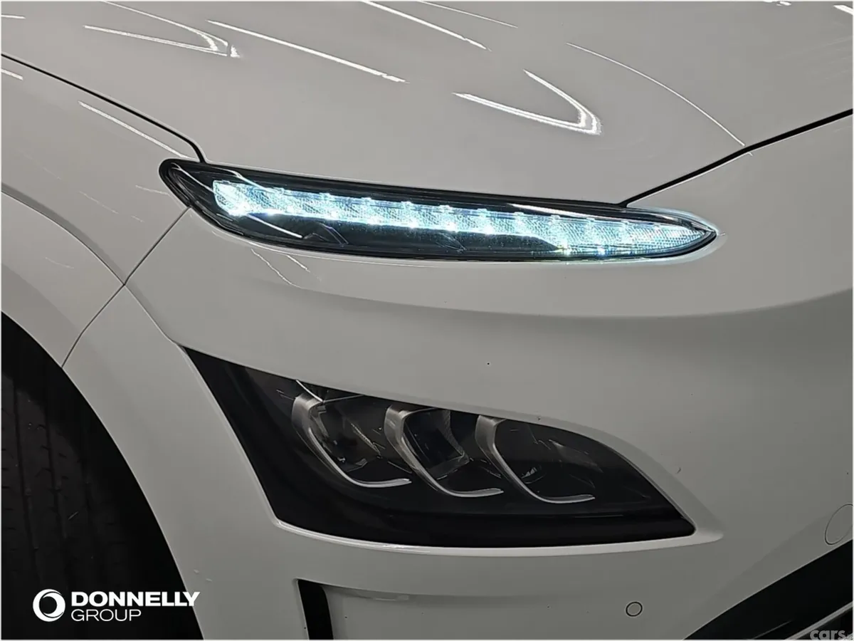 Hyundai KONA Hatchback, Electric, 2021, White