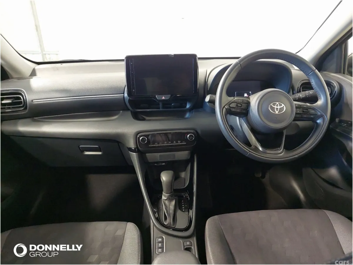 Toyota Yaris Hatchback, Petrol Hybrid, 2026, Grey