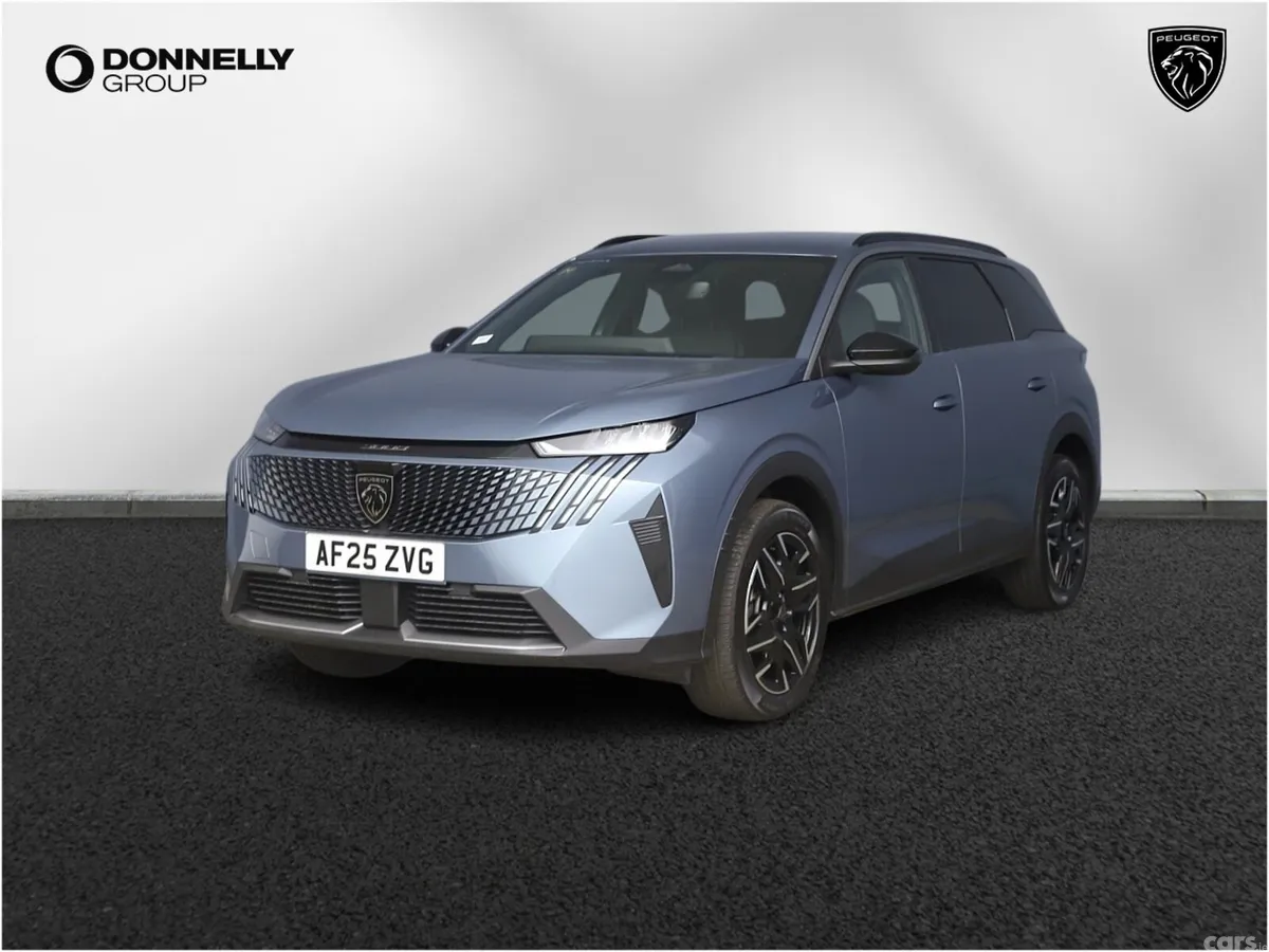Peugeot 5008 , Petrol, 2025, Blue
