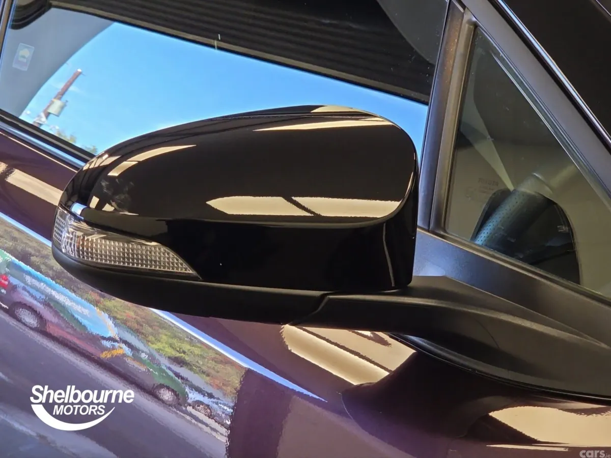 Toyota C-HR Hatchback, Petrol Hybrid, 2023, Purple