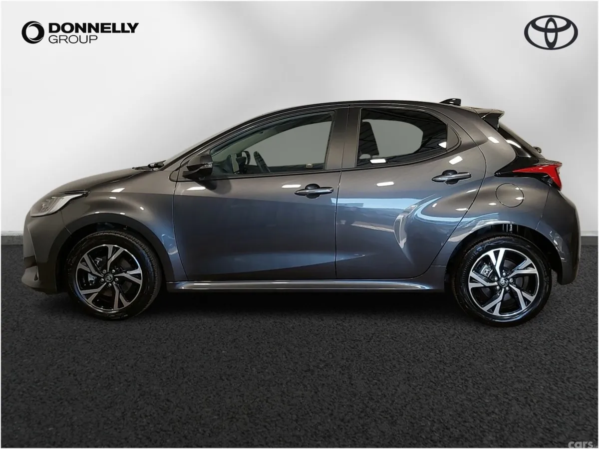 Toyota Yaris Hatchback, Petrol Hybrid, 2026, Grey