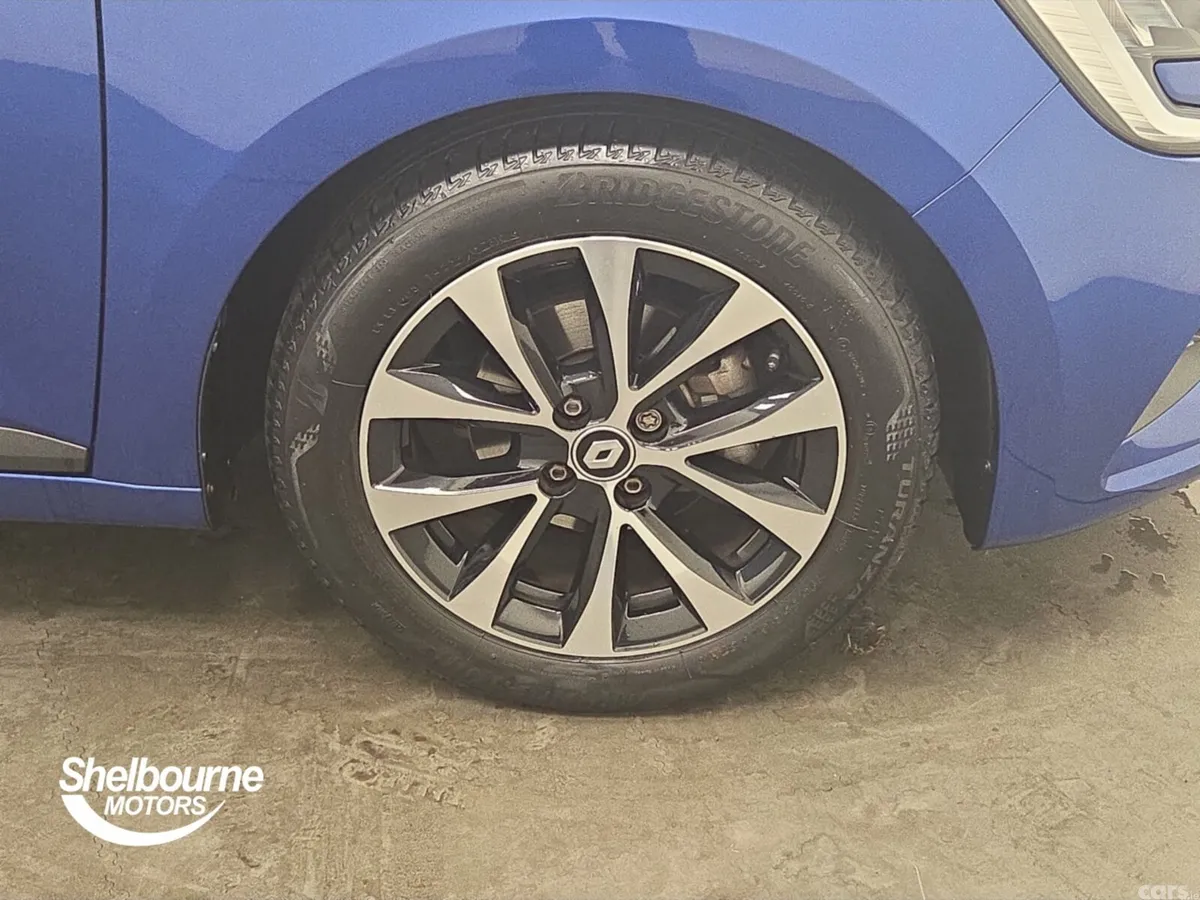 Renault Clio Hatchback, Petrol, 2023, Blue
