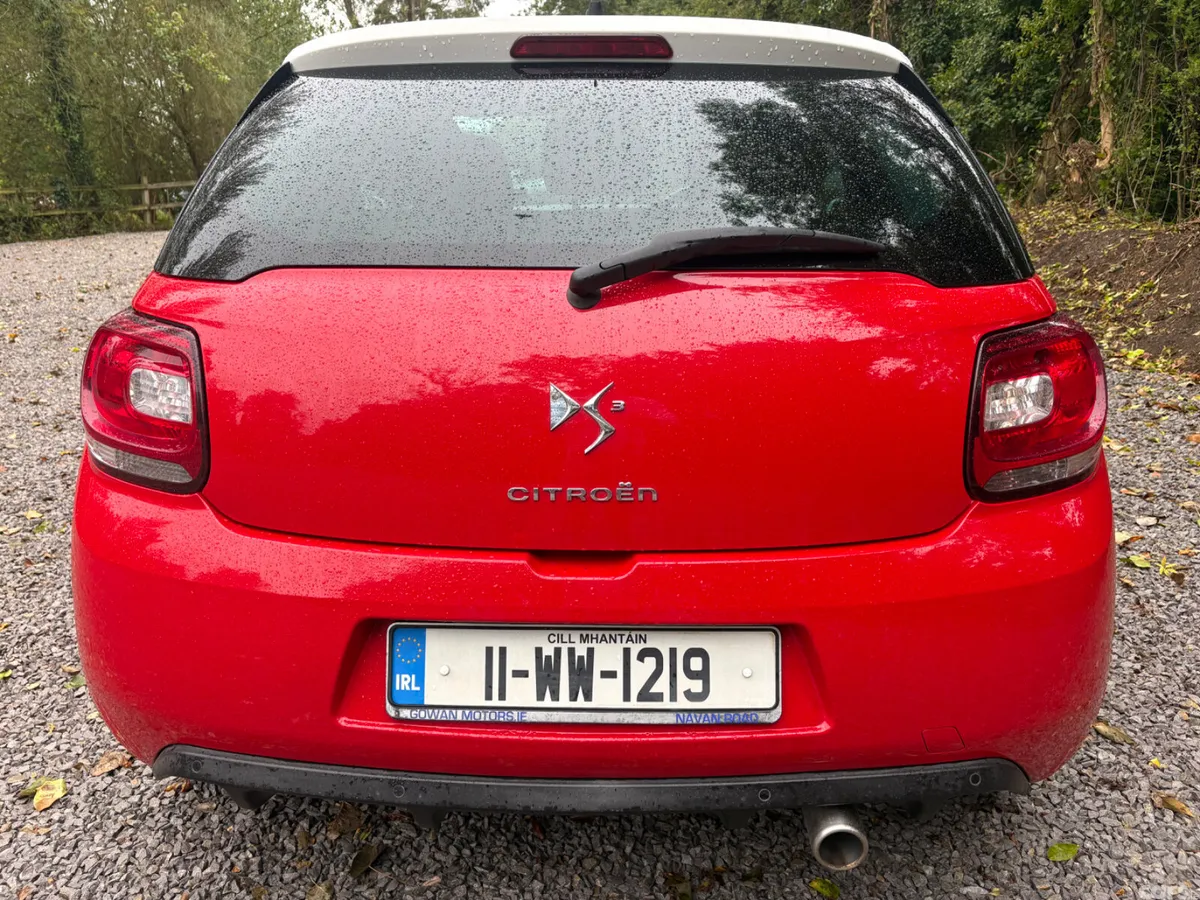 Citroen DS 3 Hatchback, Diesel, 2011, Red