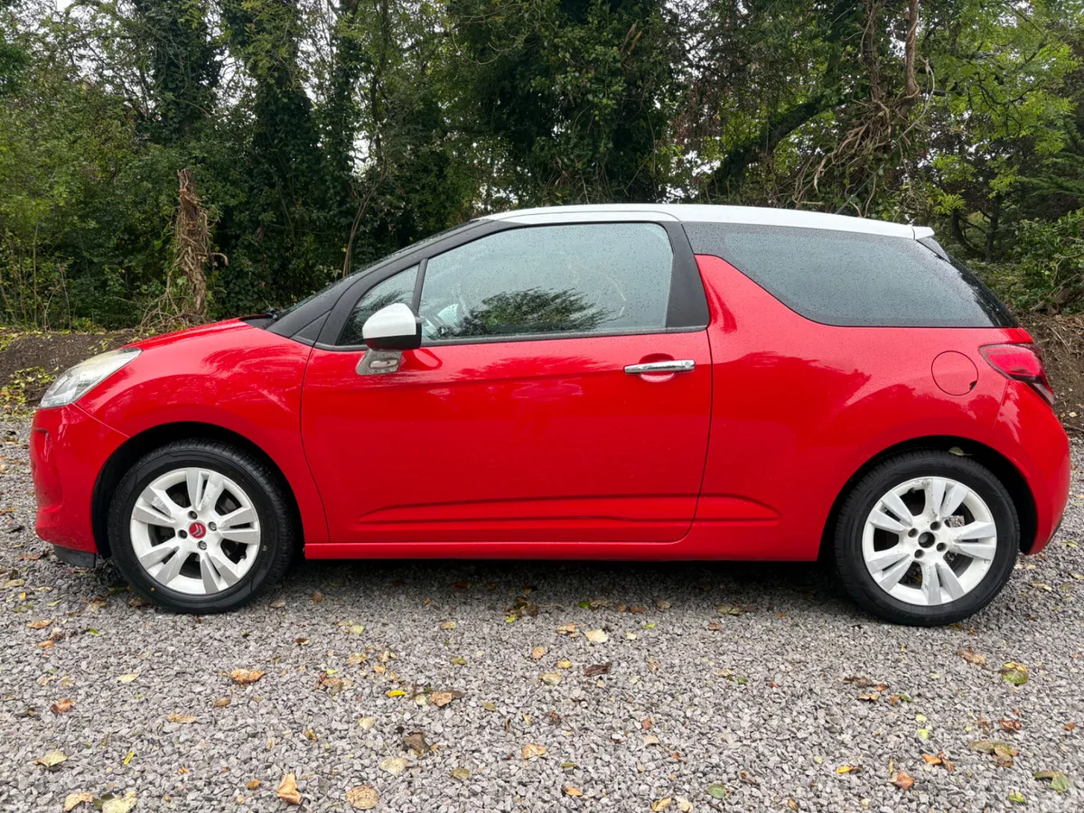 Citroen DS 3 Hatchback, Diesel, 2011, Red