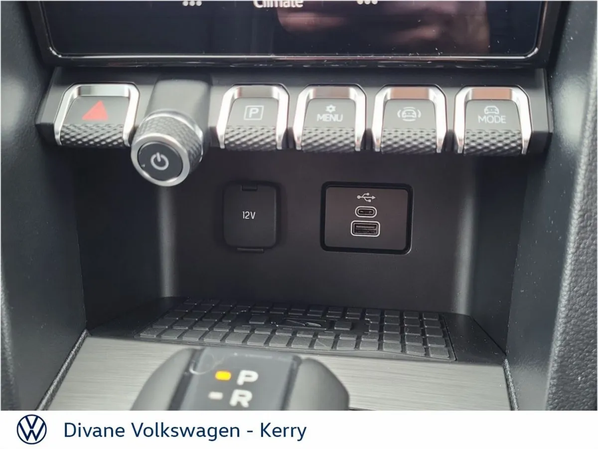 Volkswagen Amarok Pick Up, Diesel, 2027, Beige