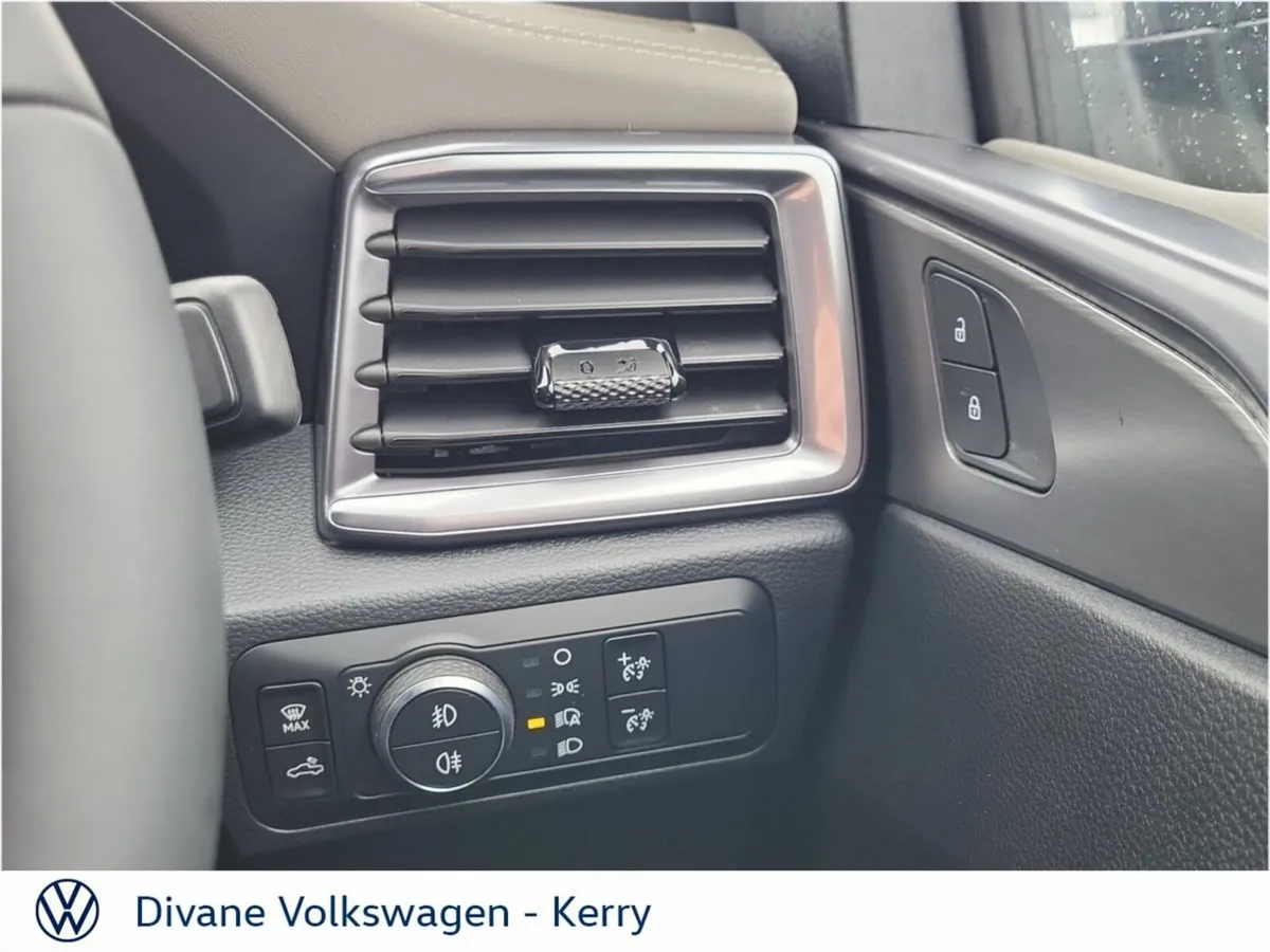 Volkswagen Amarok Pick Up, Diesel, 2027, Beige