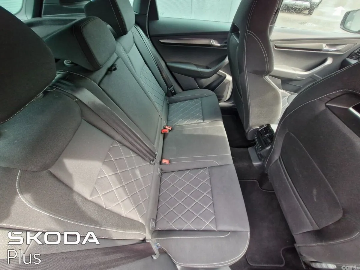 Skoda Karoq Estate, Diesel, 2023, Grey