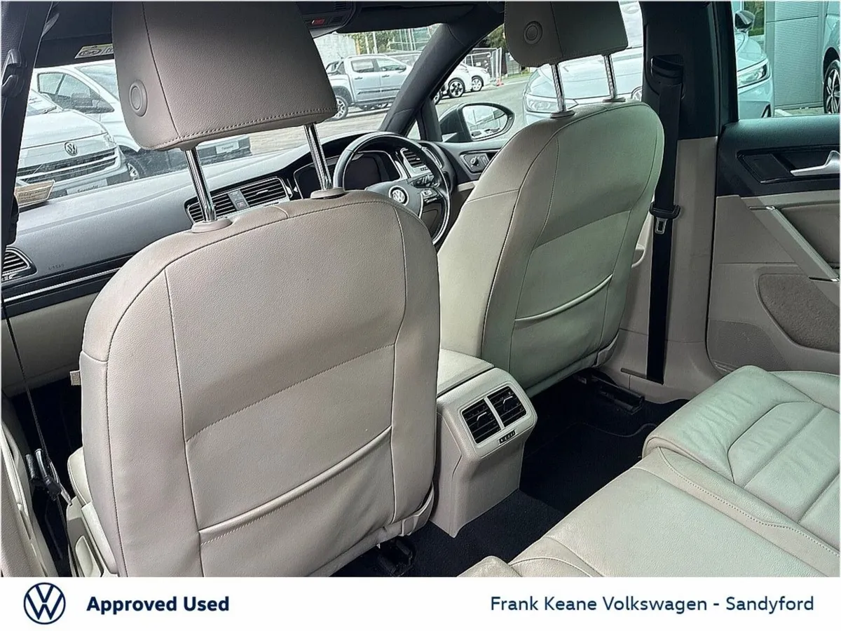 Volkswagen Golf Hatchback, Petrol, 2020, Grey