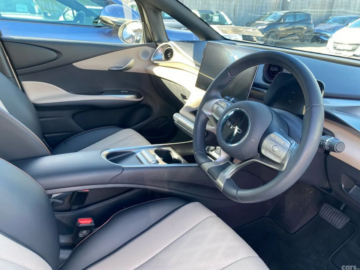 BYD DOLPHIN Hatchback, Electric, 2024, Yellow