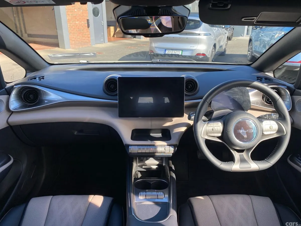 BYD DOLPHIN Hatchback, Electric, 2024, Yellow