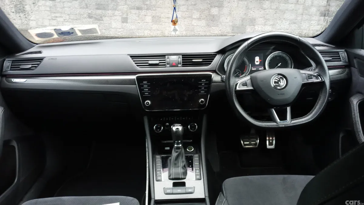 Skoda Superb Saloon, Diesel, 2020, Grey