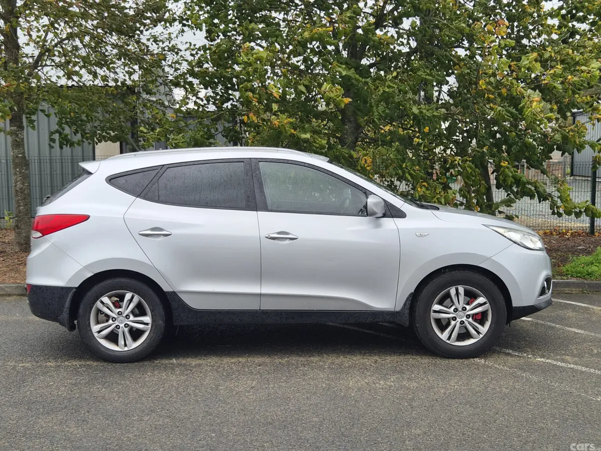 Hyundai ix35 SUV, Diesel, 2012, Silver
