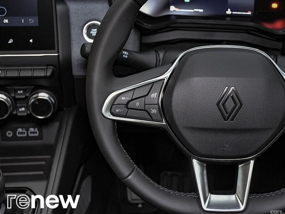 Renault Clio Hatchback, Petrol, 2024, Grey