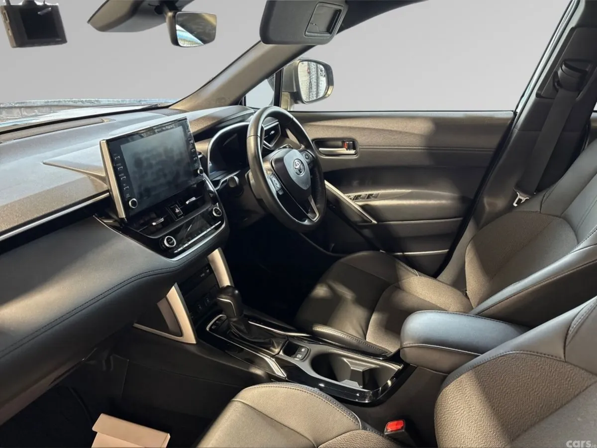 Toyota Corolla Cross SUV, Petrol Hybrid, 2023, Black