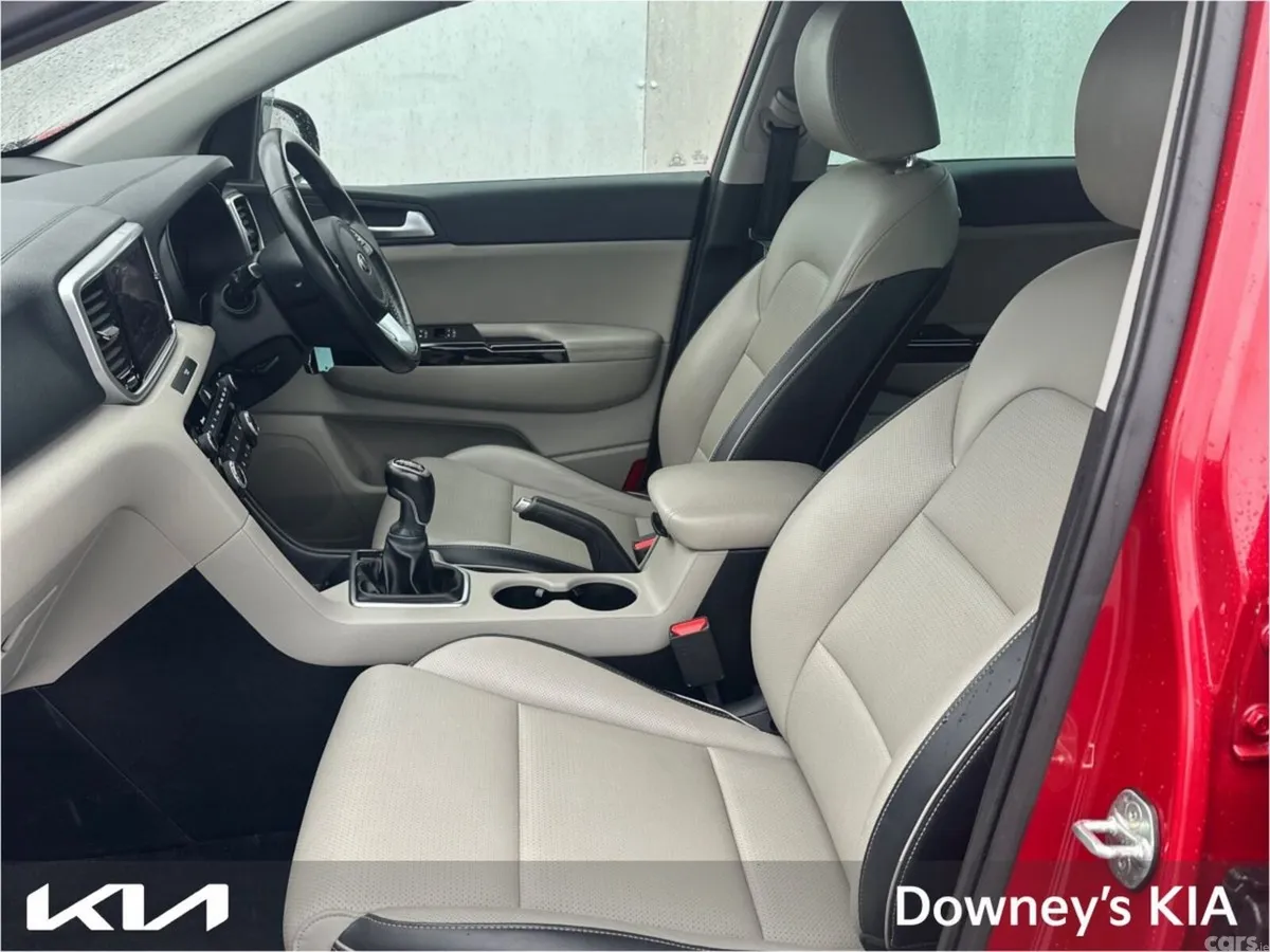 Kia Sportage SUV, Diesel, 2021, Red