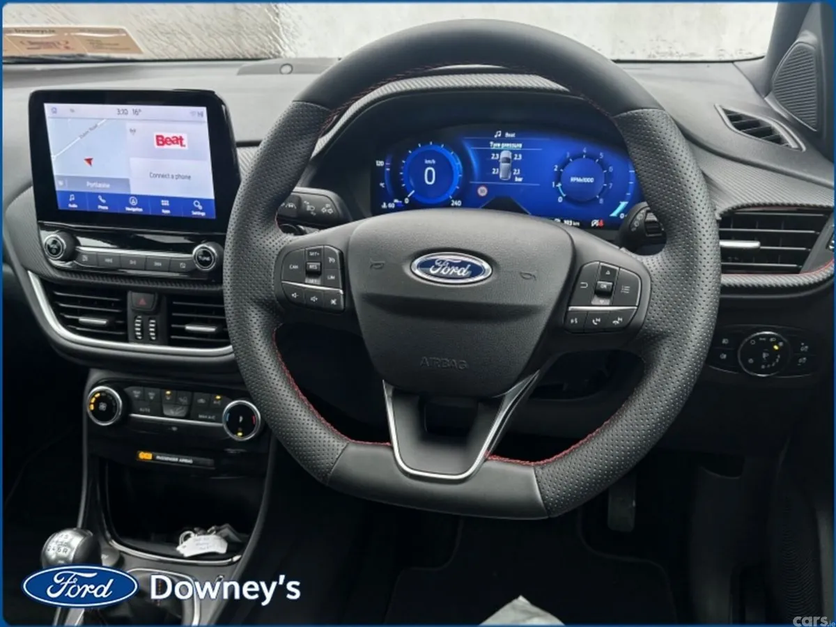 Ford Puma Hatchback, Petrol, 2024, Grey