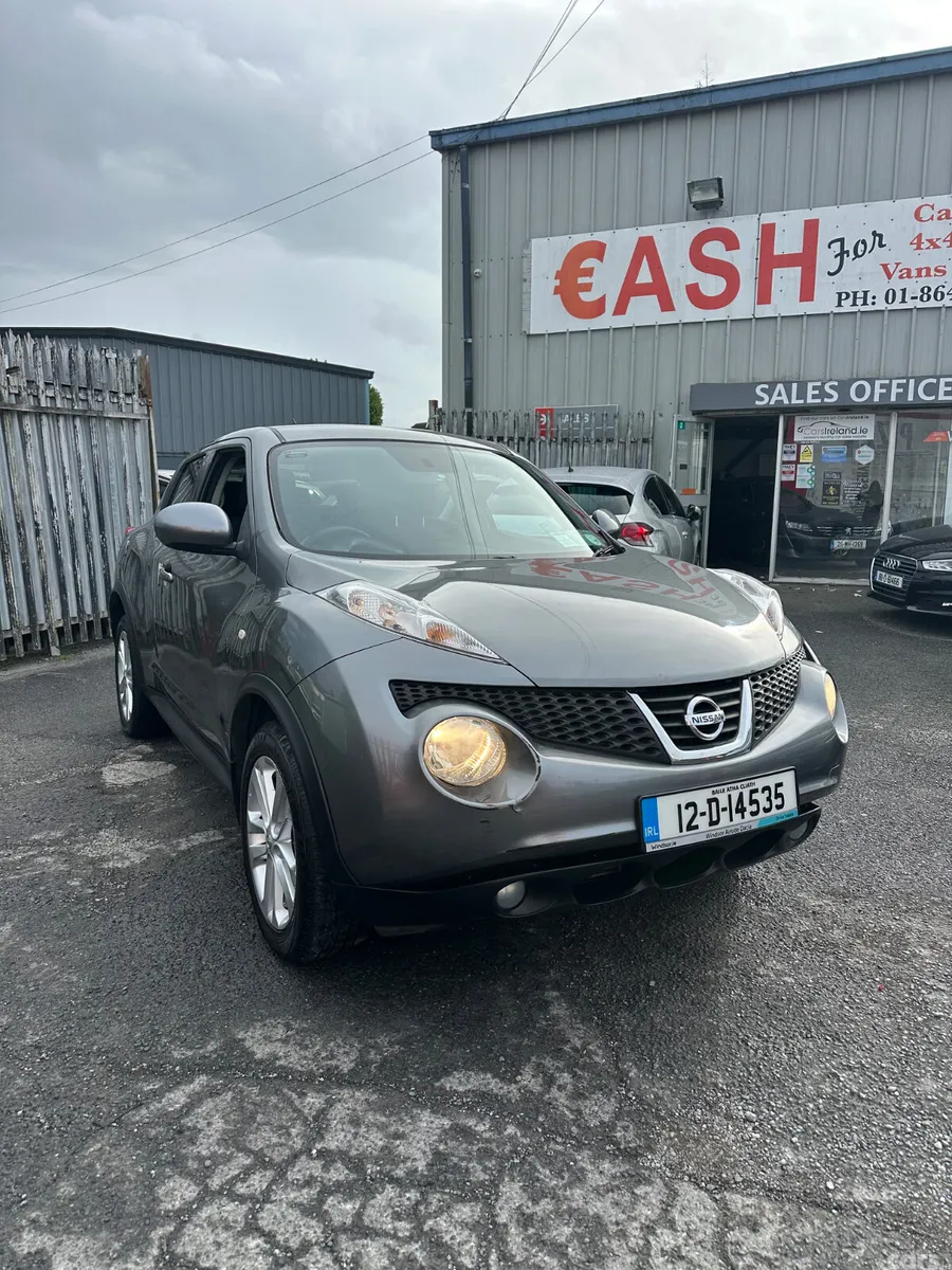 Nissan Juke SUV, Diesel, 2012, Grey