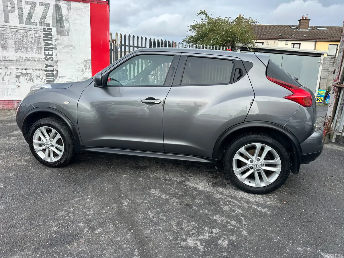 Nissan Juke SUV, Diesel, 2012, Grey