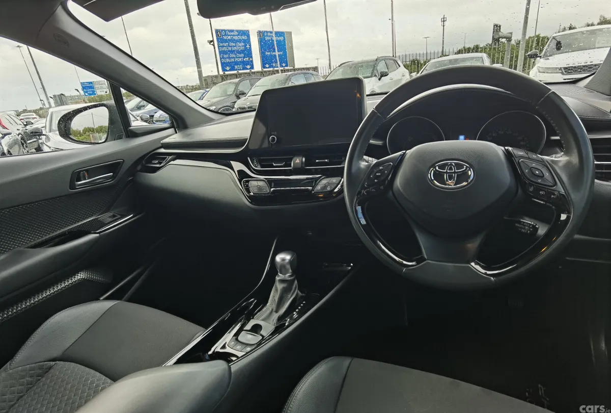 Toyota C-HR Hatchback, Petrol, 2023, Grey