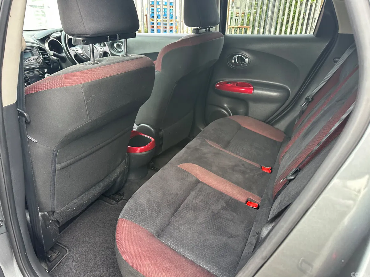 Nissan Juke SUV, Diesel, 2012, Grey