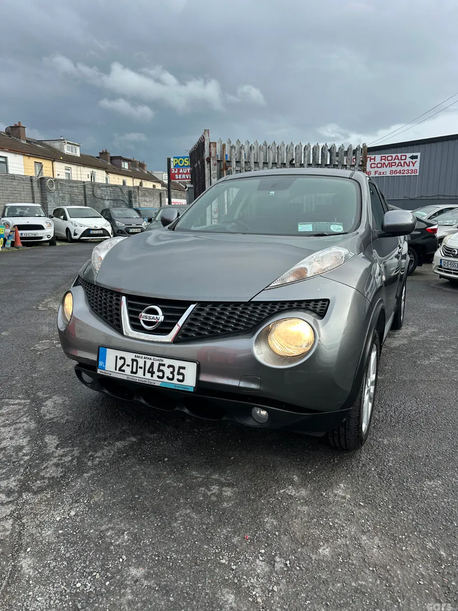 Nissan Juke SUV, Diesel, 2012, Grey