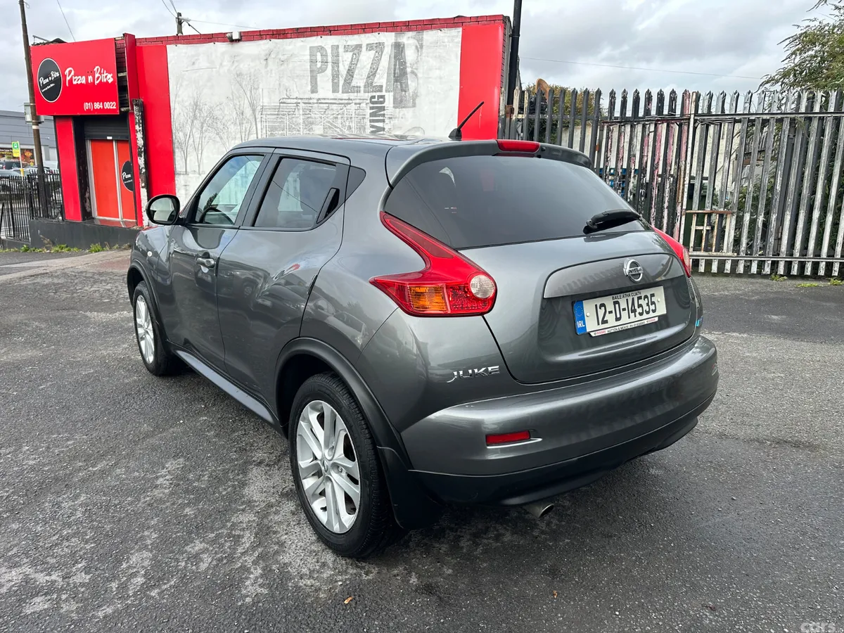 Nissan Juke SUV, Diesel, 2012, Grey