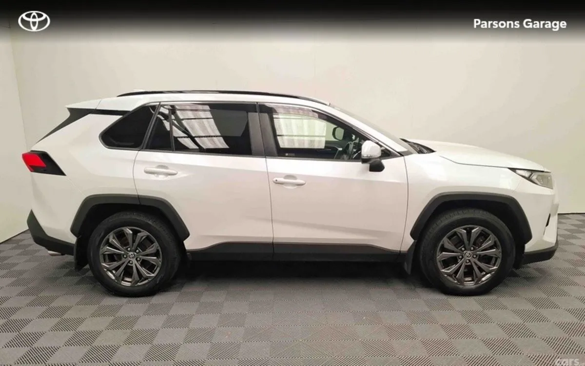 Toyota RAV4 SUV, Petrol Hybrid, 2023, White
