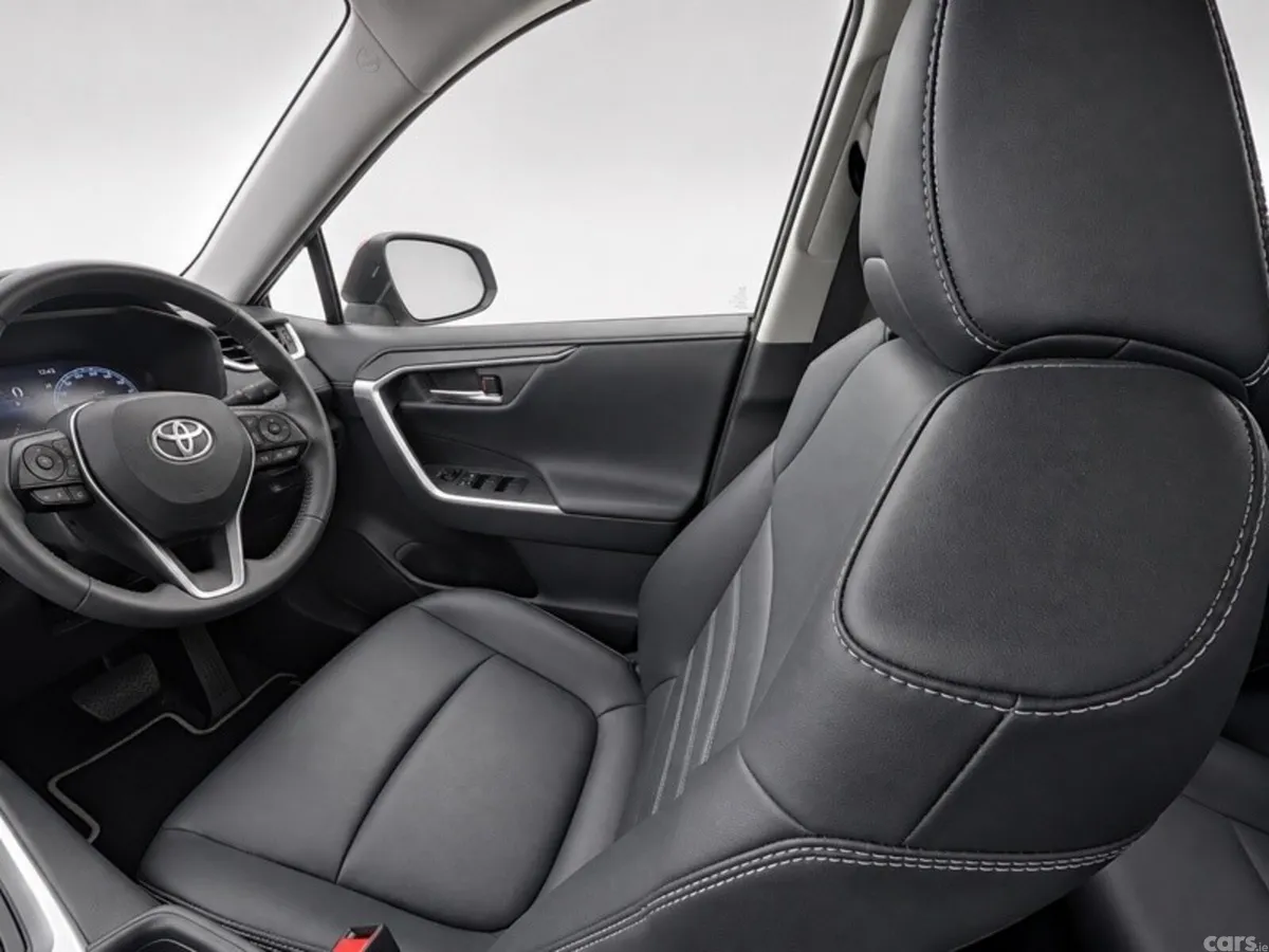 Toyota RAV4 SUV, Petrol Hybrid, 2023, Silver
