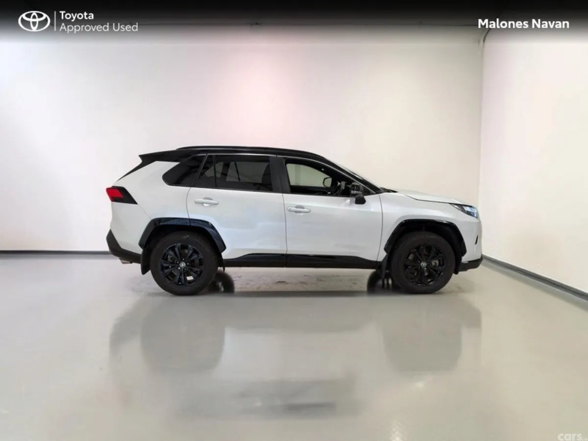 Toyota RAV4 SUV, Petrol Hybrid, 2023, White