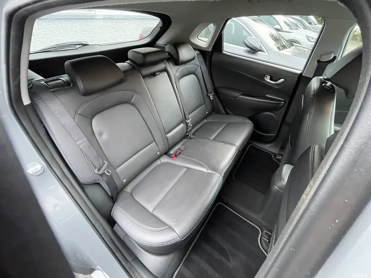 Hyundai KONA MPV, Electric, 2022, Grey